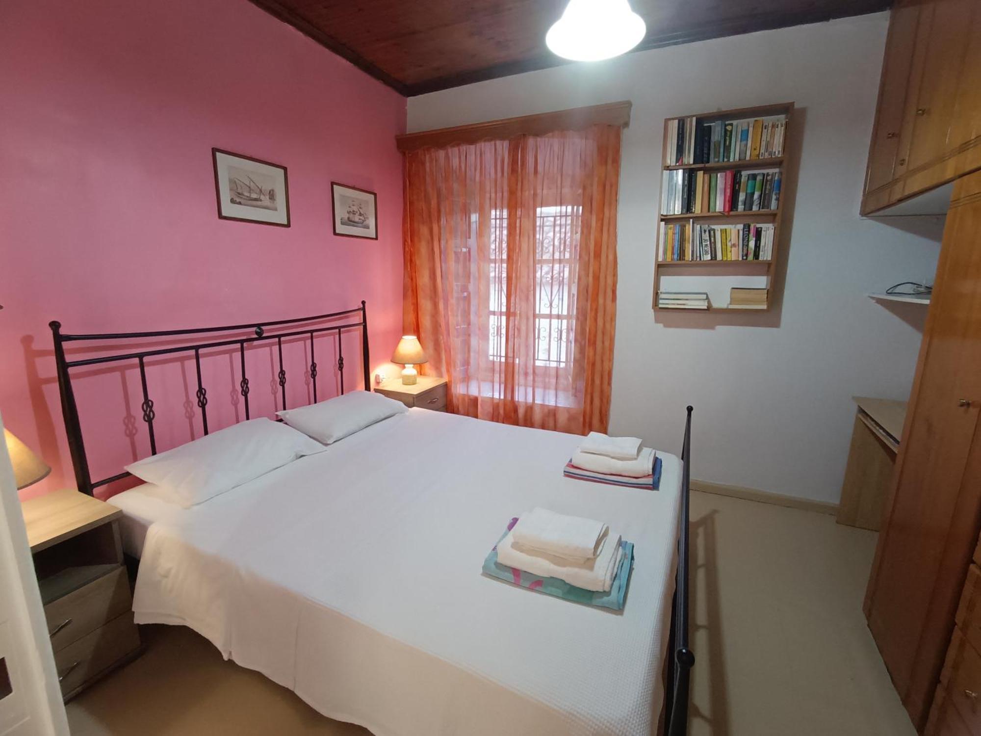 Rodomelo House With Terrace - 4 Bedrooms Leonídion Exterior photo